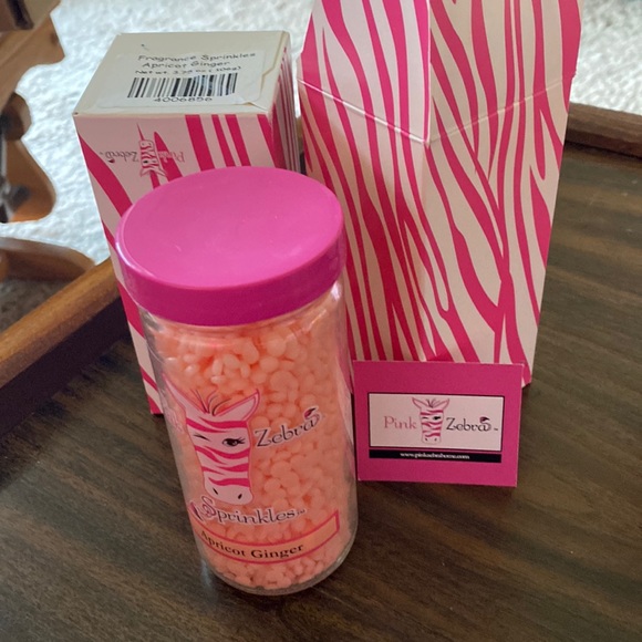 đNew Pink Zebra-Apricot Ginger Fragrance Sprinkles 3.75 oz Jar